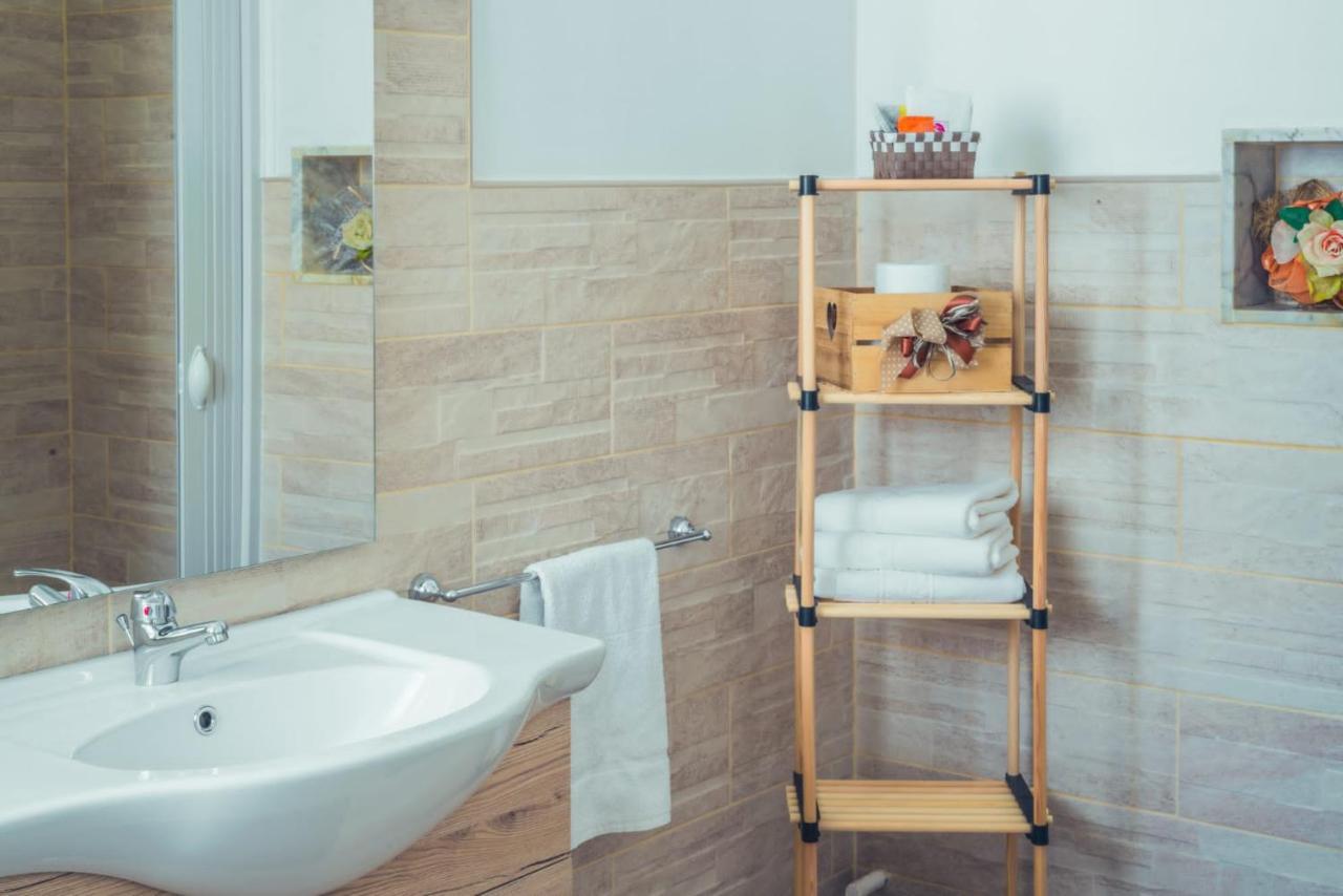 Вилла La Casa Di Tina Canicattini Bagni Экстерьер фото